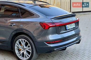 Внедорожник / Кроссовер Audi e-tron Sportback 2021 в 