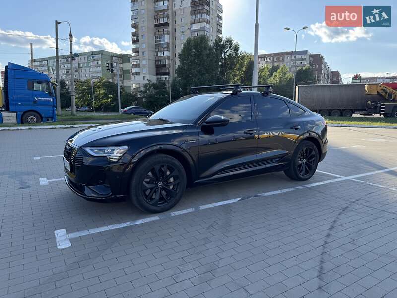 Внедорожник / Кроссовер Audi e-tron Sportback 2021 в Сумах
