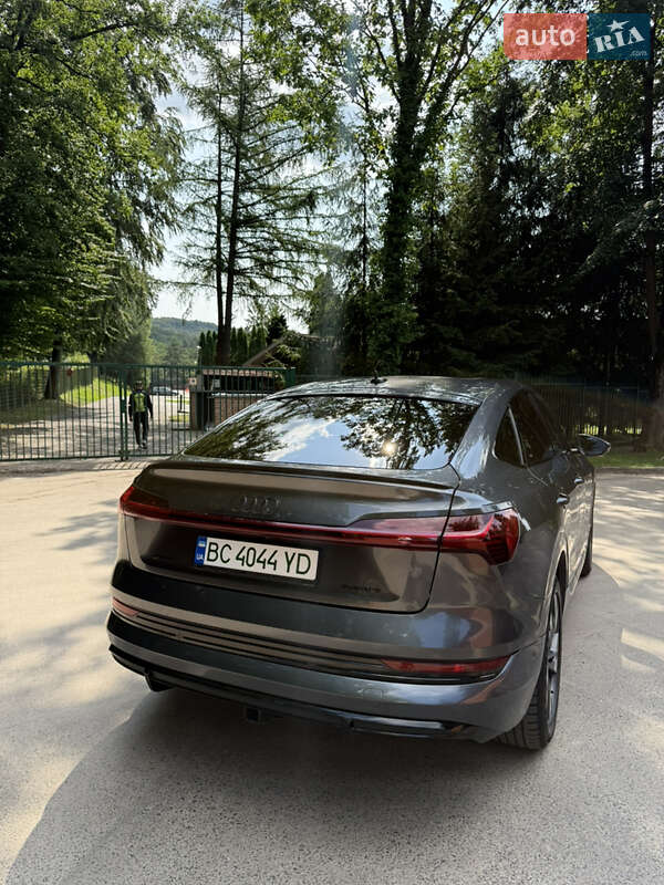 Позашляховик / Кросовер Audi e-tron Sportback 2022 в Львові фото 20 Позашляховик / Кросовер Audi e-tron Sportback 2022 в Львові