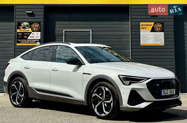 Позашляховик / Кросовер Audi e-tron Sportback 2022 в Мукачевому