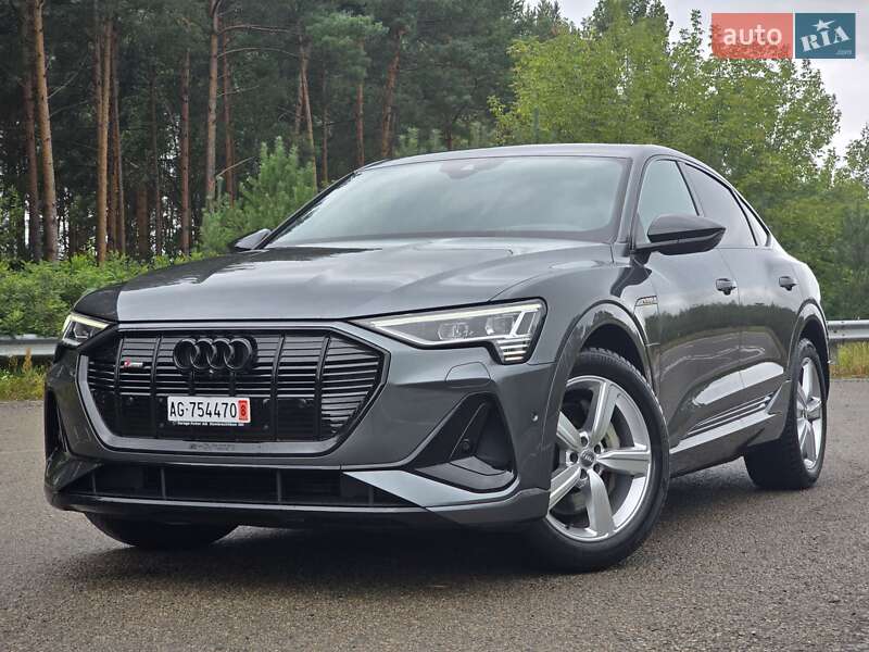 Внедорожник / Кроссовер Audi e-tron Sportback 2020 в 