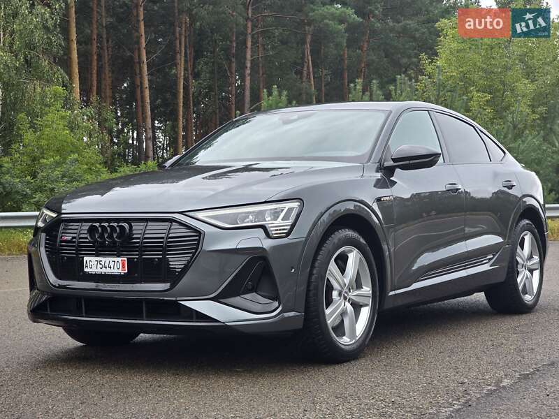 Позашляховик / Кросовер Audi e-tron Sportback 2020 в Ковелі