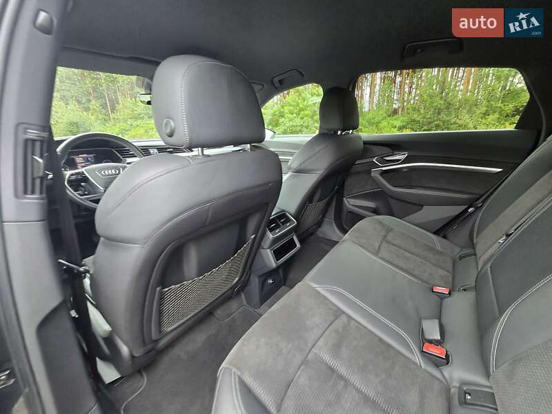 Позашляховик / Кросовер Audi e-tron Sportback 2020 в Ковелі