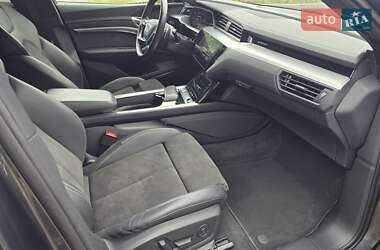 Внедорожник / Кроссовер Audi e-tron Sportback 2020 в 