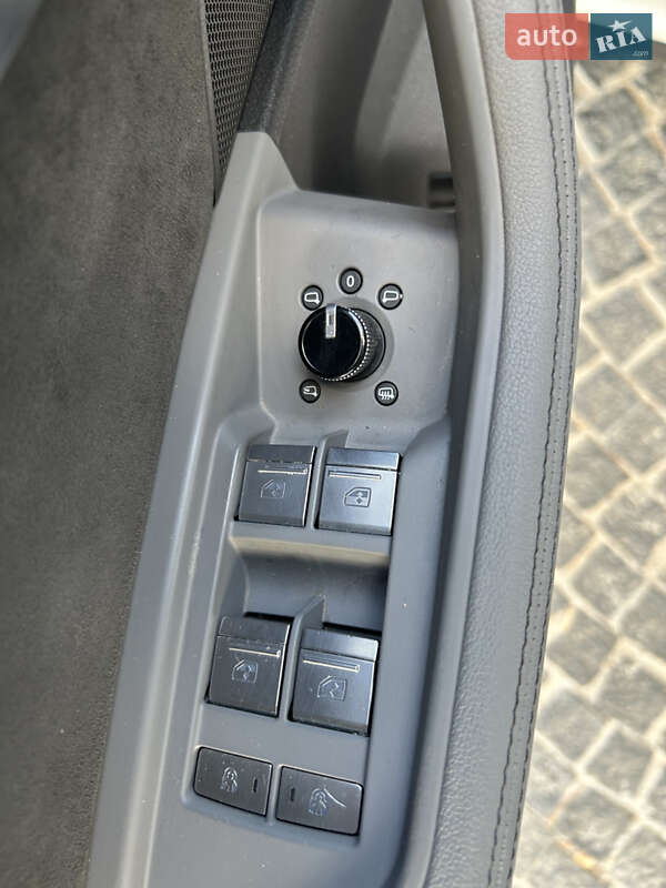 Внедорожник / Кроссовер Audi e-tron Sportback 2020 в Днепре фото 70 Внедорожник / Кроссовер Audi e-tron Sportback 2020 в Днепре