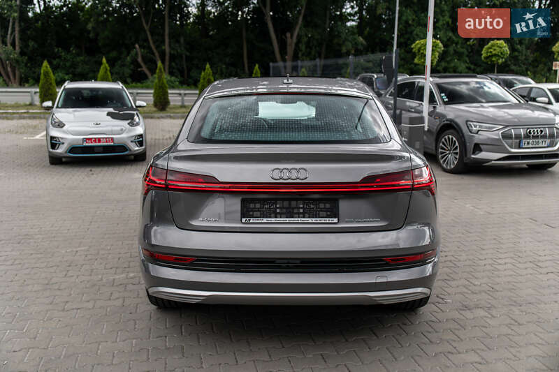 Внедорожник / Кроссовер Audi e-tron Sportback 2022 в Львове