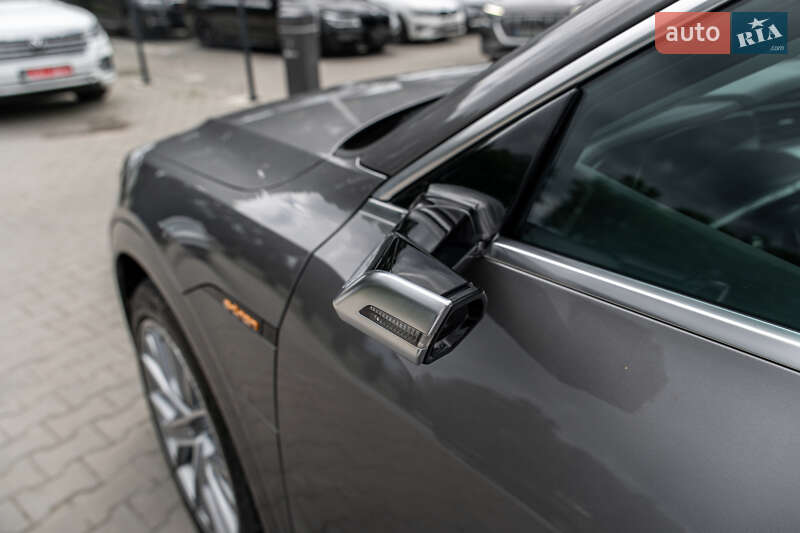 Внедорожник / Кроссовер Audi e-tron Sportback 2022 в Львове