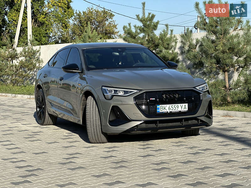 Внедорожник / Кроссовер Audi e-tron Sportback 2022 в Ровно фото 3 Внедорожник / Кроссовер Audi e-tron Sportback 2022 в Ровно