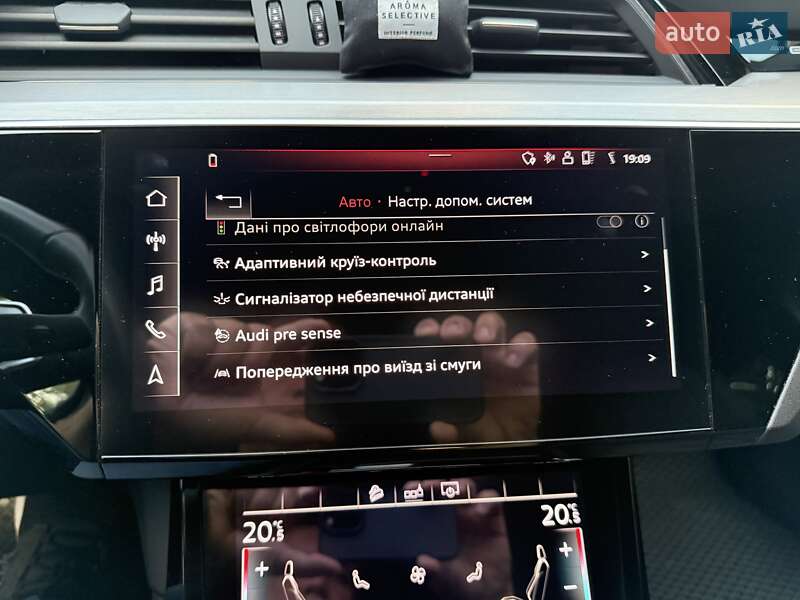 Внедорожник / Кроссовер Audi e-tron Sportback 2020 в Белгороде-Днестровском