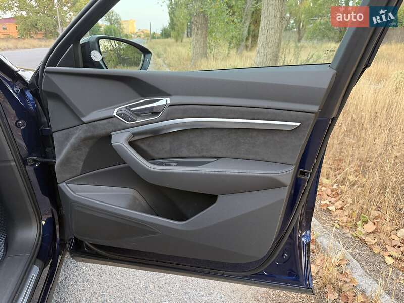 Внедорожник / Кроссовер Audi e-tron Sportback 2020 в Белгороде-Днестровском