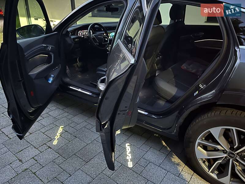 Позашляховик / Кросовер Audi e-tron Sportback 2021 в Києві фото 5 Позашляховик / Кросовер Audi e-tron Sportback 2021 в Києві