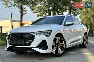 Позашляховик / Кросовер Audi e-tron Sportback 2022 в Львові