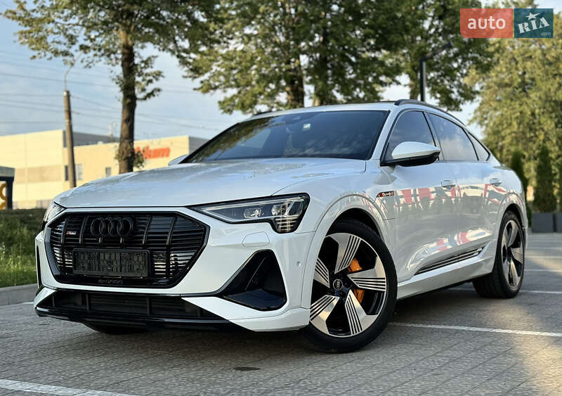 Внедорожник / Кроссовер Audi e-tron Sportback 2022 в 