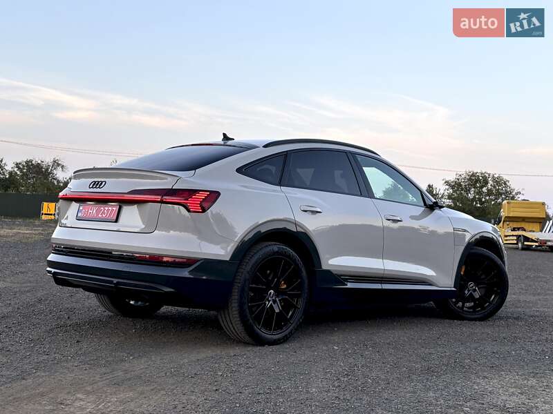 Внедорожник / Кроссовер Audi e-tron Sportback 2022 в Киеве