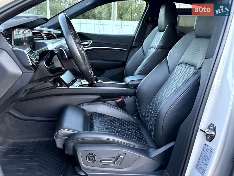 Внедорожник / Кроссовер Audi e-tron Sportback 2022 в Киеве