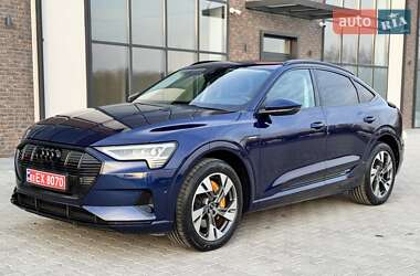 Внедорожник / Кроссовер Audi e-tron Sportback 2021 в 