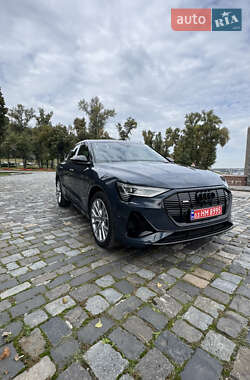 Внедорожник / Кроссовер Audi e-tron Sportback 2022 в 