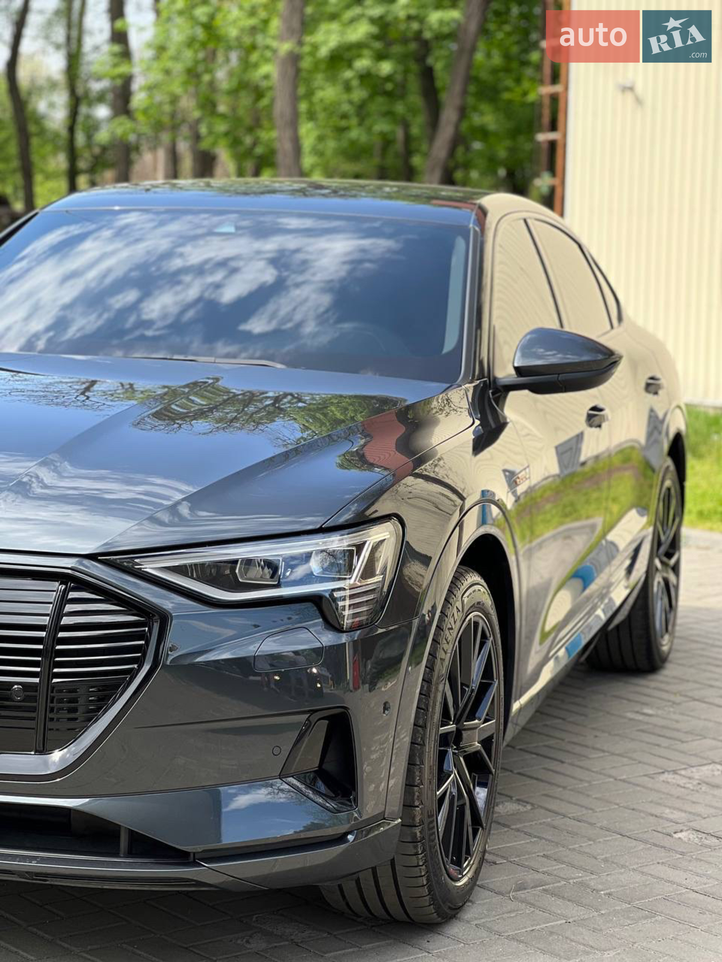 2022 Audi e-tron Sportback - мініатюра 4