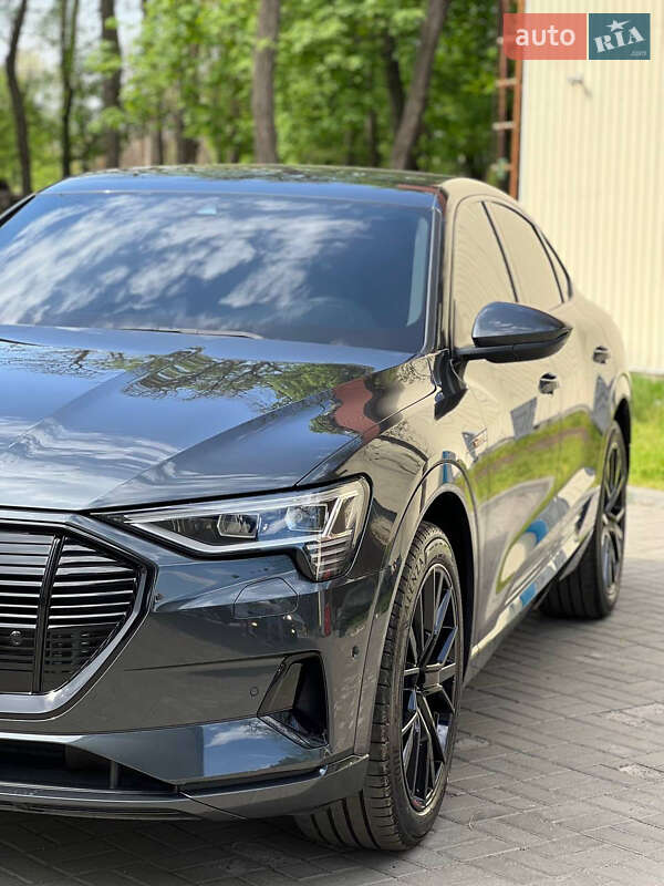 Внедорожник / Кроссовер Audi e-tron Sportback 2022 в Днепре