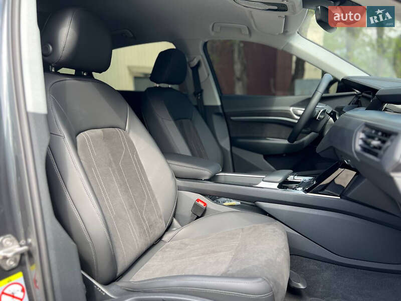 Внедорожник / Кроссовер Audi e-tron Sportback 2022 в Днепре