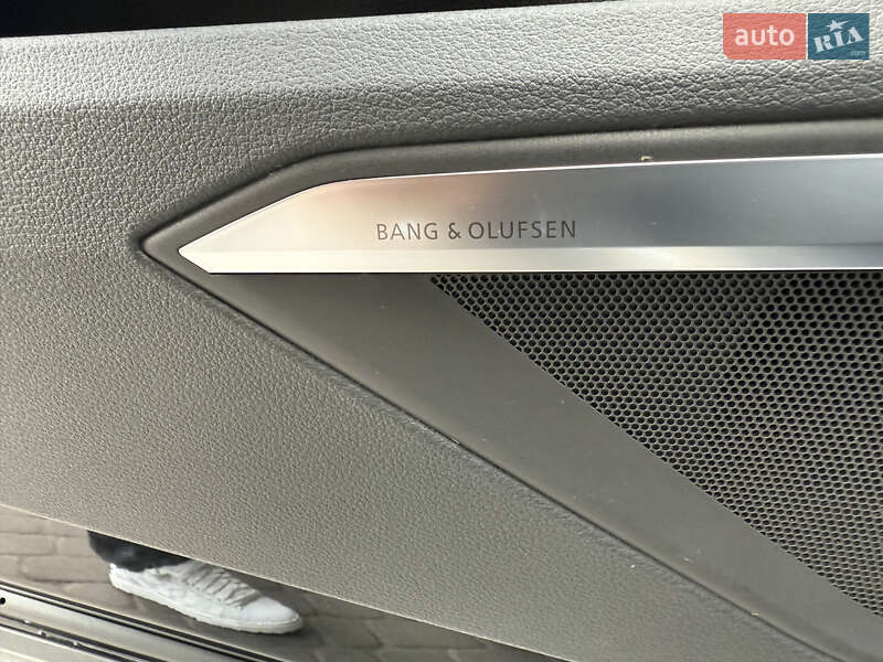 Позашляховик / Кросовер Audi e-tron Sportback 2020 в Дніпрі