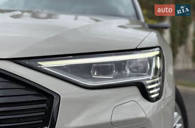 Внедорожник / Кроссовер Audi e-tron Sportback 2021 в 