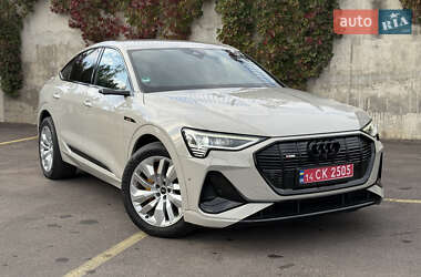 Внедорожник / Кроссовер Audi e-tron Sportback 2021 в 