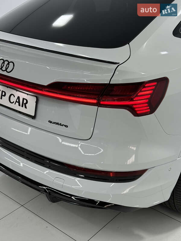 Позашляховик / Кросовер Audi e-tron Sportback 2022 в Одесі