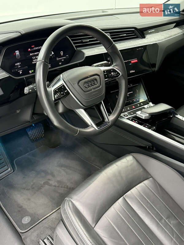 Позашляховик / Кросовер Audi e-tron Sportback 2022 в Одесі