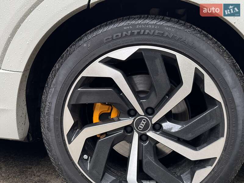 Внедорожник / Кроссовер Audi e-tron Sportback 2022 в Львове