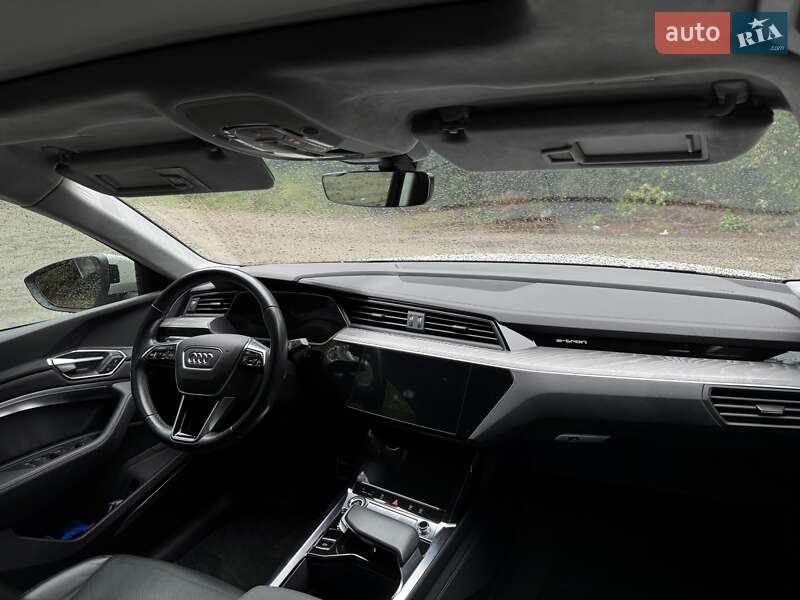 Внедорожник / Кроссовер Audi e-tron Sportback 2022 в Львове