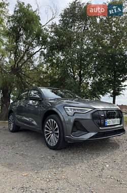 Внедорожник / Кроссовер Audi e-tron Sportback 2021 в 