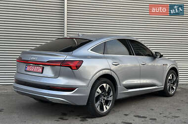 Внедорожник / Кроссовер Audi e-tron Sportback 2021 в 