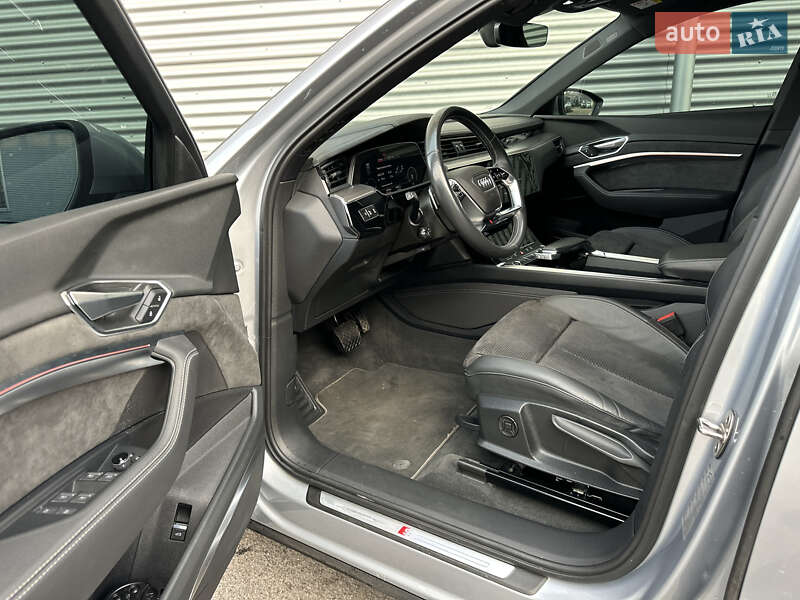 Внедорожник / Кроссовер Audi e-tron Sportback 2021 в Ровно