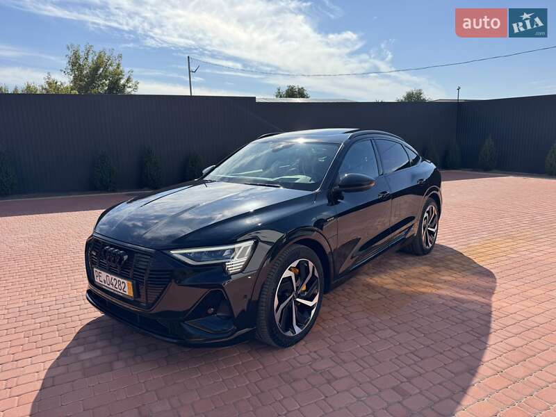 Audi e-tron Sportback 2021