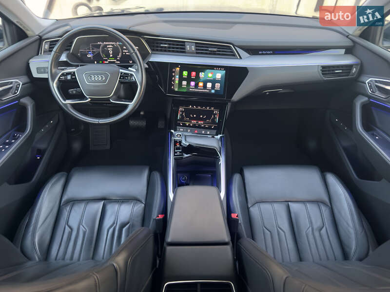 Внедорожник / Кроссовер Audi e-tron Sportback 2021 в Львове