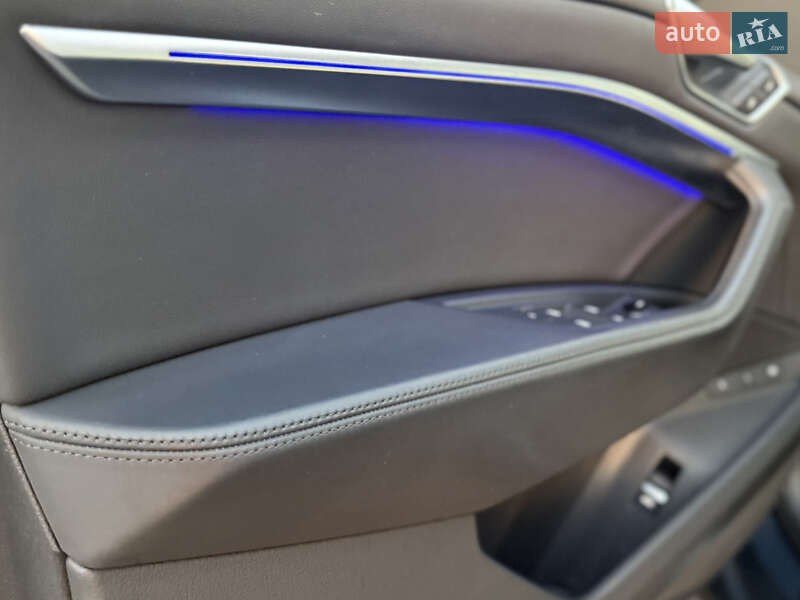 Внедорожник / Кроссовер Audi e-tron Sportback 2021 в Львове