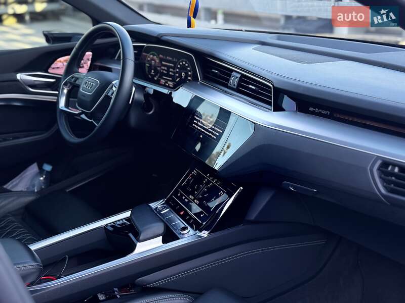 Внедорожник / Кроссовер Audi e-tron Sportback 2020 в Киеве фото 60 Внедорожник / Кроссовер Audi e-tron Sportback 2020 в Киеве