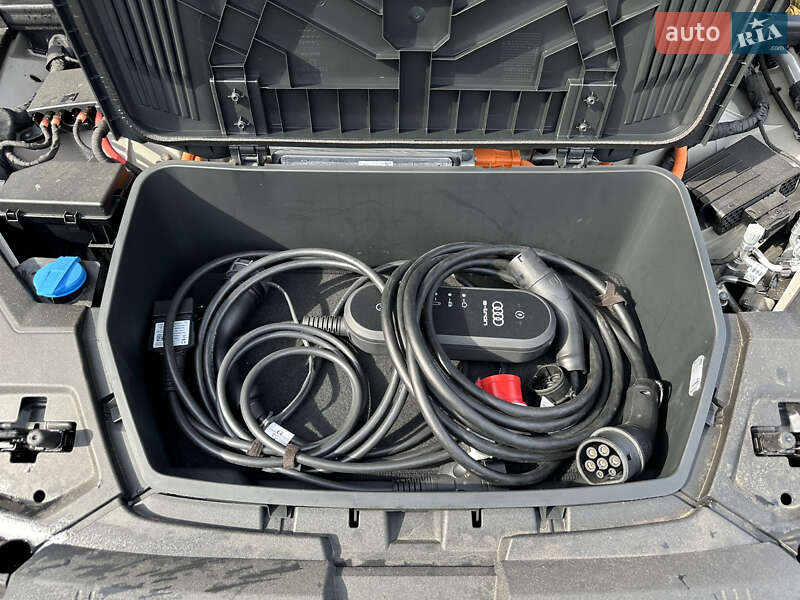 Внедорожник / Кроссовер Audi e-tron Sportback 2022 в Ковеле