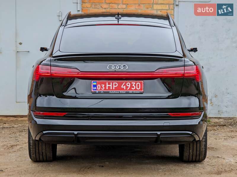 Внедорожник / Кроссовер Audi e-tron Sportback 2022 в Житомире
