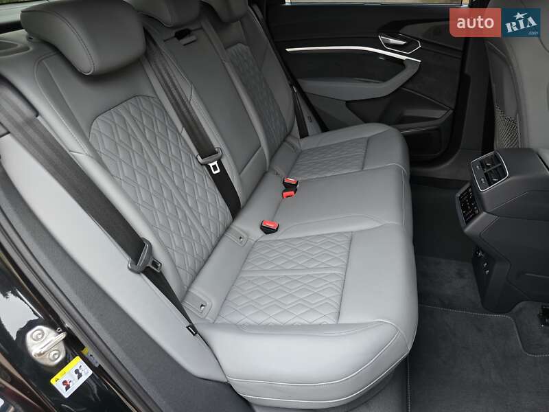Внедорожник / Кроссовер Audi e-tron Sportback 2022 в Житомире