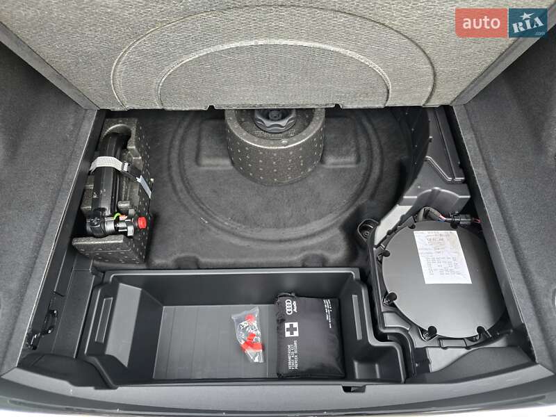 Внедорожник / Кроссовер Audi e-tron Sportback 2022 в Житомире