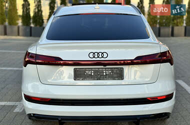 Внедорожник / Кроссовер Audi e-tron Sportback 2021 в 