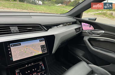 Внедорожник / Кроссовер Audi e-tron Sportback 2020 в 