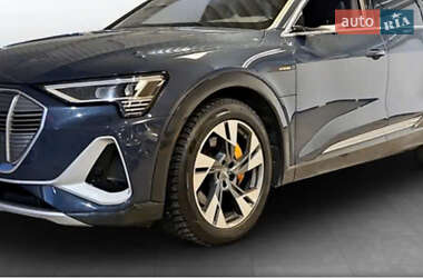Внедорожник / Кроссовер Audi e-tron Sportback 2020 в 