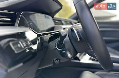 Внедорожник / Кроссовер Audi e-tron Sportback 2021 в 