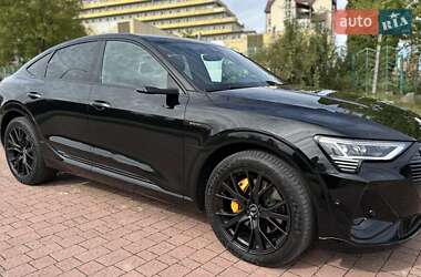 Позашляховик / Кросовер Audi e-tron Sportback 2022 в 