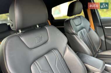 Позашляховик / Кросовер Audi e-tron Sportback 2022 в 