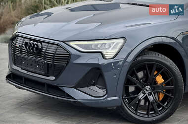 Внедорожник / Кроссовер Audi e-tron Sportback 2022 в 