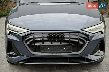 Внедорожник / Кроссовер Audi e-tron Sportback 2022 в 